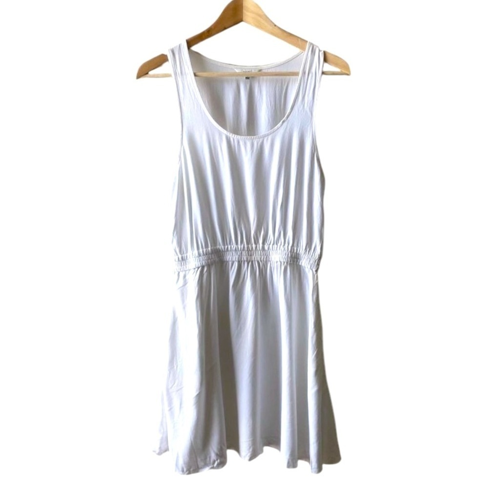 Aritzia White Sleeveless Scoop Neck Drawstring Waist Dress
